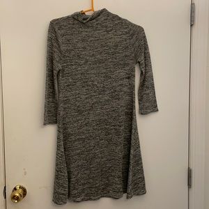 Turtleneck 3/4 sleeve dress